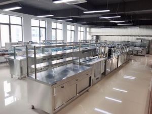 南昌青山湖區(qū)回收酒店設(shè)備、西餐廳設(shè)備、空調(diào)制冷設(shè)備，金城蛋糕柜